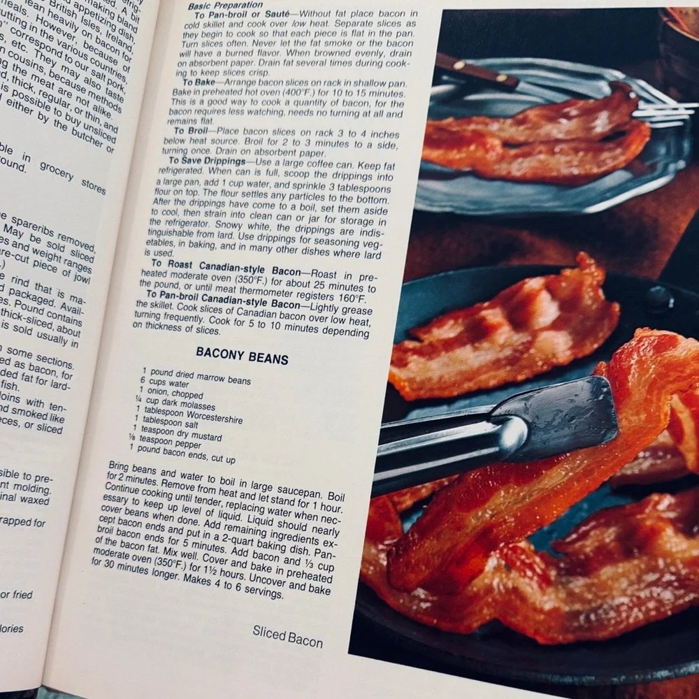 Woman's Day 1979 Encyclopedia of Cookery Cookbook. Volume 2. Vintage. 11”x9”